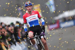 Mathieu van der Poel is een alleskunner op de fiets