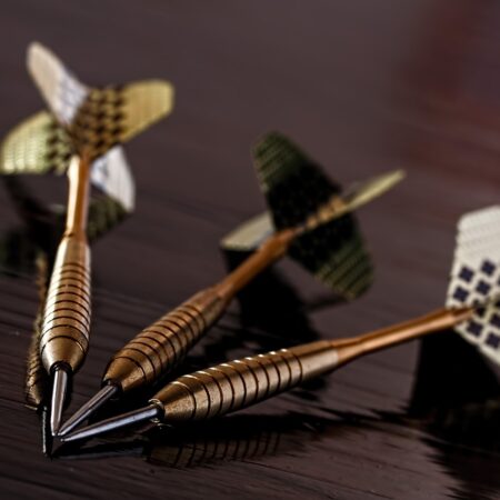 Dit moet je weten over de opkomst van darten als populaire kijksport